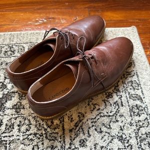 Lands’ End men’s brown dress shoes.